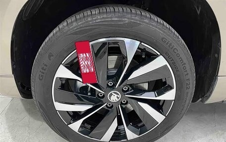 Skoda Karoq I, 2025 год, 2 450 000 рублей, 26 фотография