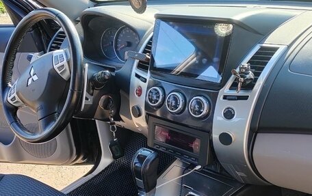 Mitsubishi Pajero Sport II рестайлинг, 2012 год, 1 770 000 рублей, 7 фотография