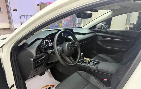 Mazda 3, 2022 год, 1 661 000 рублей, 9 фотография