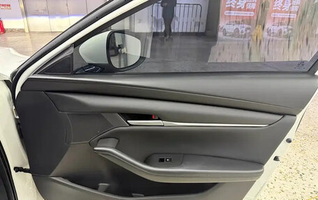 Mazda 3, 2022 год, 1 661 000 рублей, 19 фотография