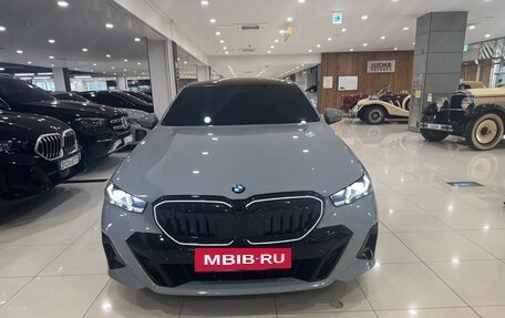 BMW 5 серия, 2025 год, 7 200 000 рублей, 2 фотография
