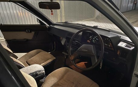 Toyota Carina, 1985 год, 190 000 рублей, 10 фотография