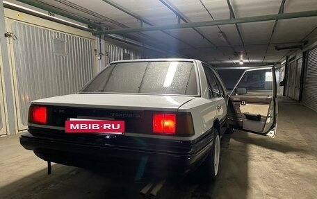 Toyota Carina, 1985 год, 190 000 рублей, 2 фотография