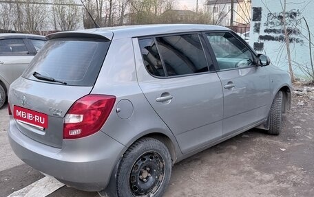 Skoda Fabia II, 2011 год, 600 000 рублей, 3 фотография