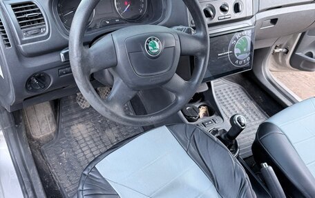 Skoda Fabia II, 2011 год, 600 000 рублей, 6 фотография