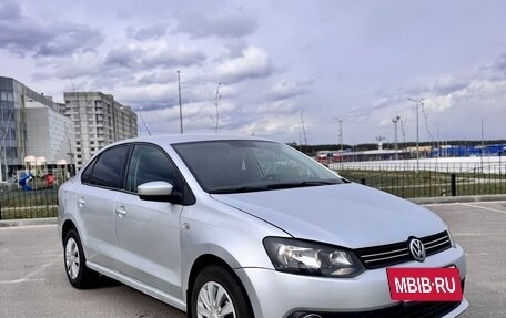 Volkswagen Polo VI (EU Market), 2012 год, 630 000 рублей, 2 фотография