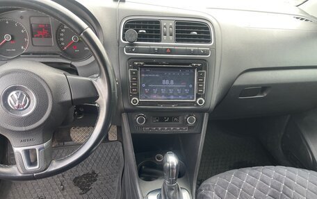 Volkswagen Polo VI (EU Market), 2012 год, 630 000 рублей, 19 фотография