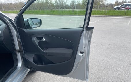 Volkswagen Polo VI (EU Market), 2012 год, 630 000 рублей, 24 фотография