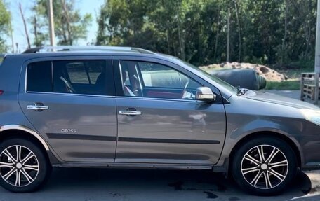 Geely MK Cross I, 2013 год, 395 000 рублей, 13 фотография