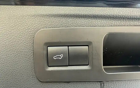 Toyota Land Cruiser Prado, 2025 год, 9 445 000 рублей, 15 фотография