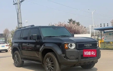 Toyota Land Cruiser Prado, 2025 год, 9 445 000 рублей, 3 фотография