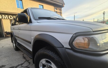 Mitsubishi Pajero Sport II рестайлинг, 2004 год, 1 050 000 рублей, 4 фотография