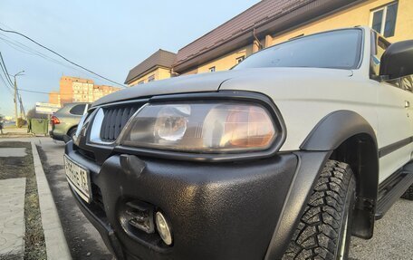 Mitsubishi Pajero Sport II рестайлинг, 2004 год, 1 050 000 рублей, 2 фотография