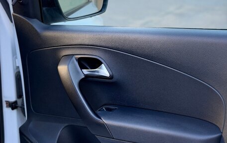 Volkswagen Polo VI (EU Market), 2020 год, 1 300 000 рублей, 31 фотография