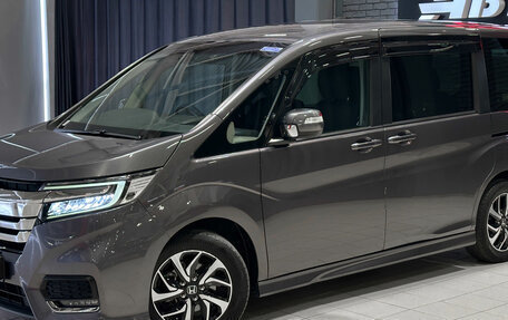 Honda Stepwgn IV, 2020 год, 2 257 000 рублей, 2 фотография