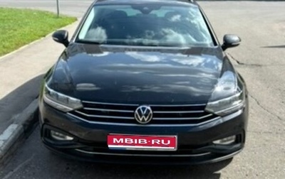 Volkswagen Passat B8 рестайлинг, 2021 год, 2 850 000 рублей, 1 фотография