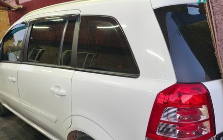 Opel Zafira B, 2012 год, 690 000 рублей, 2 фотография