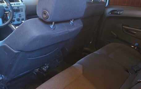 Opel Zafira B, 2012 год, 690 000 рублей, 10 фотография