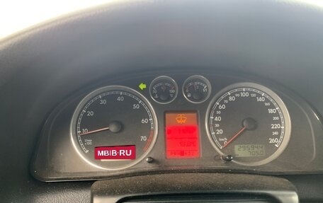 Volkswagen Passat B5+ рестайлинг, 2001 год, 450 000 рублей, 10 фотография