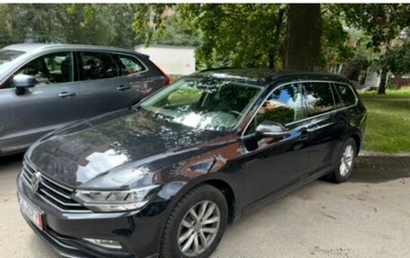 Volkswagen Passat B8 рестайлинг, 2021 год, 2 850 000 рублей, 3 фотография