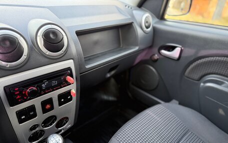 Renault Logan I, 2007 год, 335 000 рублей, 12 фотография