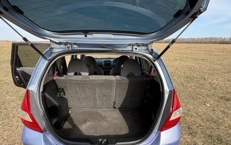 Honda Fit III, 2002 год, 370 000 рублей, 15 фотография