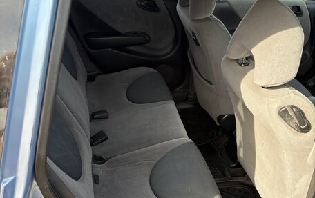 Honda Fit III, 2002 год, 370 000 рублей, 19 фотография