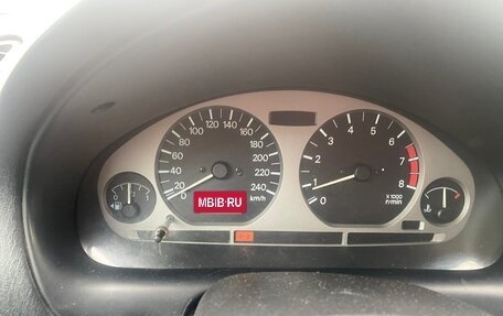 Mitsubishi Carisma I, 2003 год, 159 900 рублей, 20 фотография