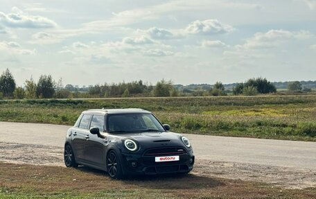 MINI Hatch, 2018 год, 2 600 000 рублей, 3 фотография