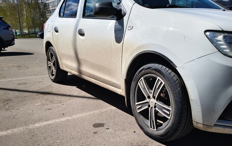 Renault Logan II, 2019 год, 630 000 рублей, 2 фотография