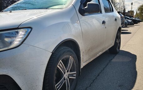 Renault Logan II, 2019 год, 630 000 рублей, 3 фотография