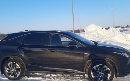 Lexus RX IV рестайлинг, 2017 год, 3 600 000 рублей, 6 фотография