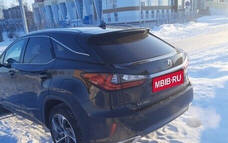 Lexus RX IV рестайлинг, 2017 год, 3 600 000 рублей, 5 фотография