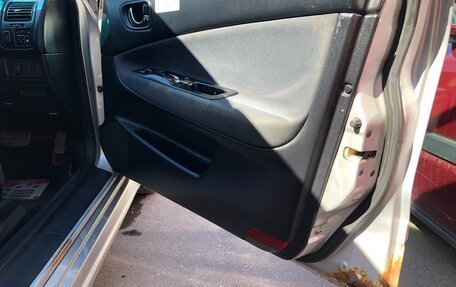 Mitsubishi Galant VIII, 2001 год, 250 000 рублей, 7 фотография