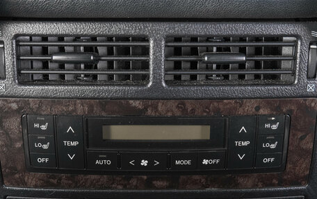 Toyota Land Cruiser 200, 2011 год, 3 529 000 рублей, 25 фотография