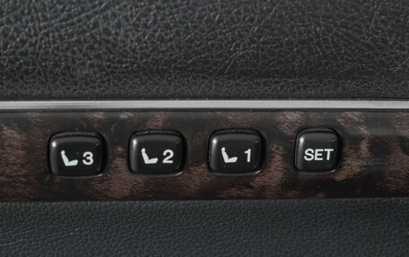 Toyota Land Cruiser 200, 2011 год, 3 529 000 рублей, 21 фотография