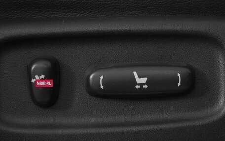 Toyota Land Cruiser 200, 2011 год, 3 529 000 рублей, 24 фотография