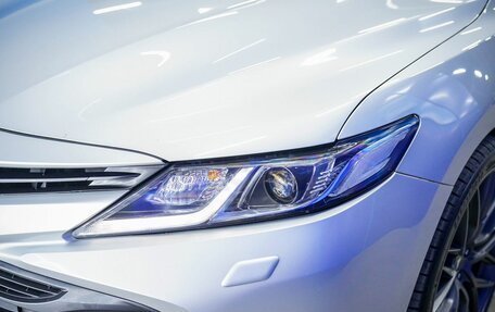 Toyota Camry, 2019 год, 2 350 000 рублей, 17 фотография