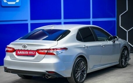 Toyota Camry, 2019 год, 2 350 000 рублей, 6 фотография