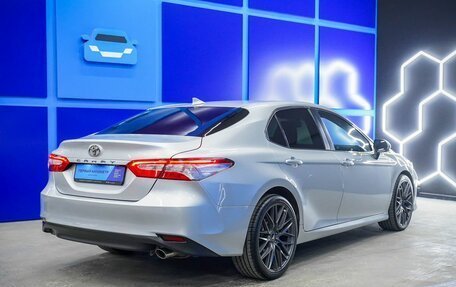 Toyota Camry, 2019 год, 2 350 000 рублей, 22 фотография