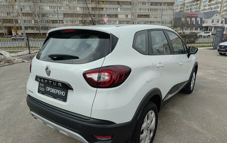 Renault Kaptur I рестайлинг, 2017 год, 1 420 000 рублей, 6 фотография