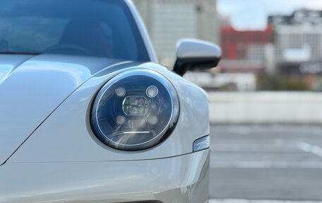 Porsche 911, 2021 год, 15 000 000 рублей, 14 фотография