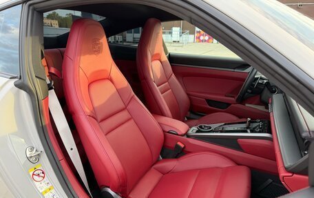 Porsche 911, 2021 год, 15 000 000 рублей, 27 фотография