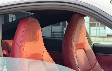 Porsche 911, 2021 год, 15 000 000 рублей, 29 фотография