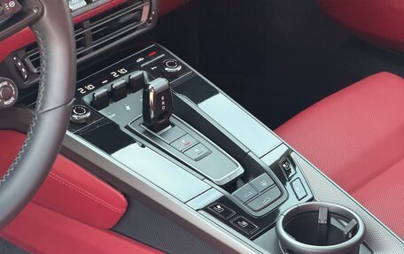 Porsche 911, 2021 год, 15 000 000 рублей, 32 фотография