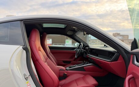 Porsche 911, 2021 год, 15 000 000 рублей, 35 фотография