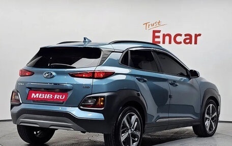 Hyundai Kona I, 2021 год, 1 401 000 рублей, 2 фотография