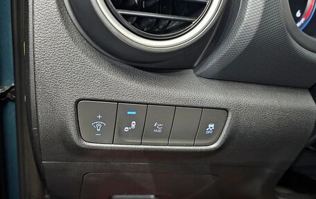 Hyundai Kona I, 2021 год, 1 401 000 рублей, 9 фотография