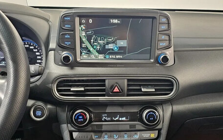 Hyundai Kona I, 2021 год, 1 401 000 рублей, 10 фотография