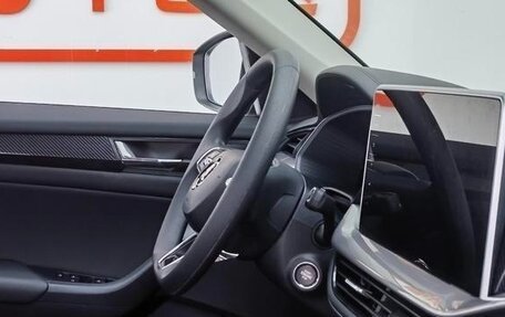 Skoda Kodiaq I, 2024 год, 3 097 800 рублей, 10 фотография